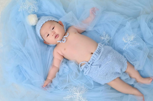 代怀生子好找吗宝宝几个月可以爬行