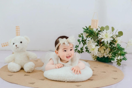 代怀生子好找吗宝宝多久会抬头